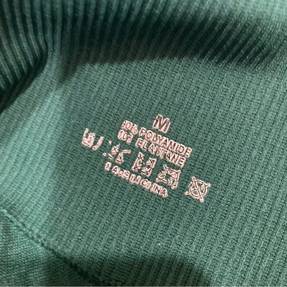 Booty Scrunch Leggings 🍑 - Picture 4 of 15